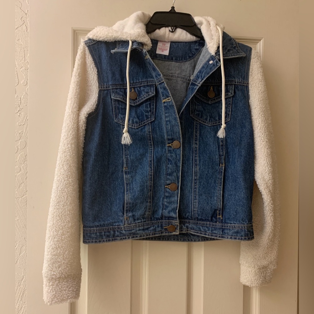 No Boundaries Junior Jean Jacket with Sherpa Slleves & Hoodie
